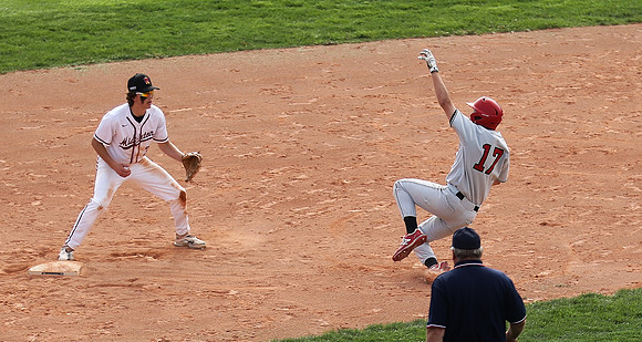 5-19-22 Varsity vs. Middleton  (25)