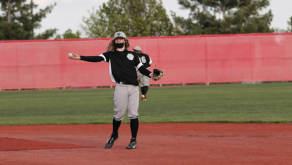 #12 Madison East Baseball (26)