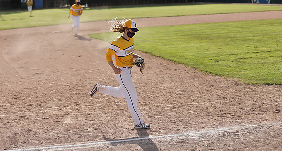 #12 Madison East Baseball (108)