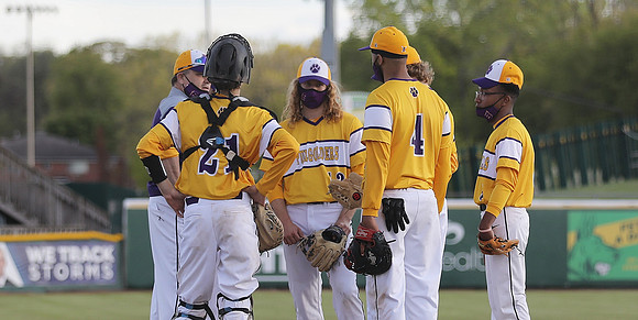 #12 Madison East Baseball (116)