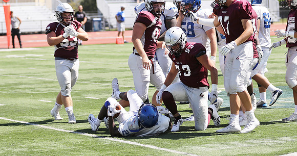 3 UWL 2018 Pre Season Scrmmage vs. U of Dubuque  (201)