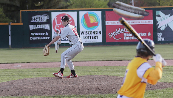 18 Ethan Petsch (7)