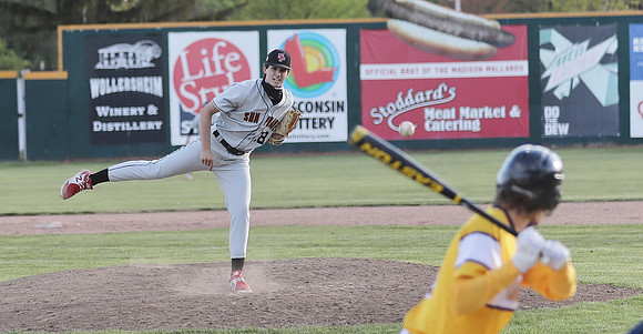 18 Ethan Petsch (9)