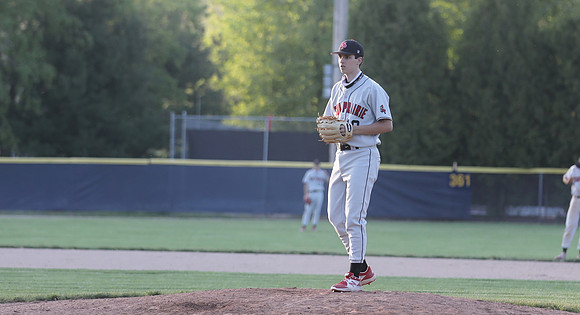 18 Ethan Petsch (1)