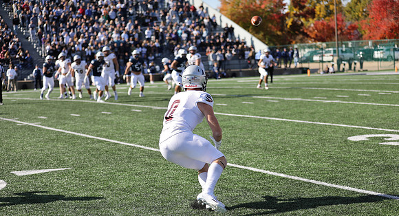 10-8-22 vs. UW Stout  (176)
