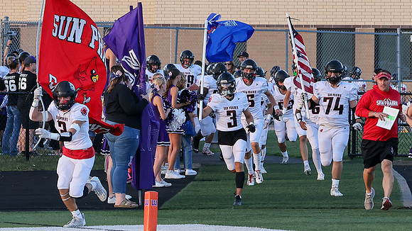 9-1-23 VARSITY vs. Waunakee    (19)