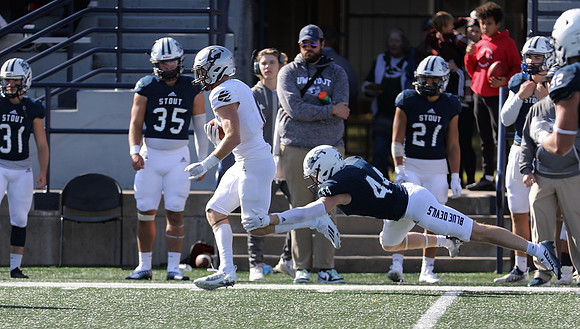 10-8-22 vs. UW Stout  (210)