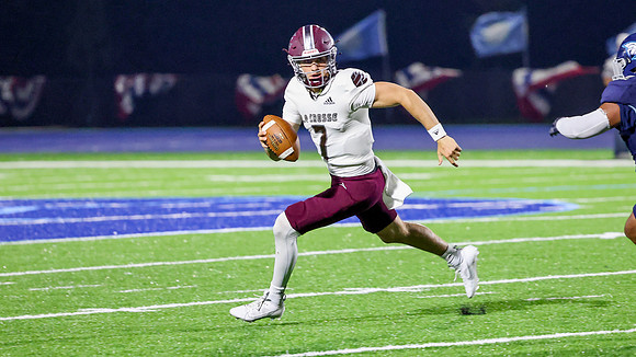 7 Zach Weir (23)