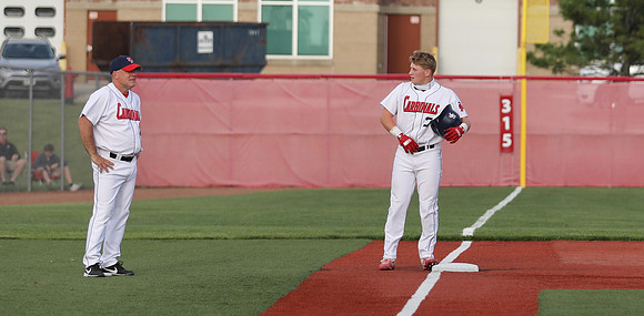 Coach Rob Hamilton (4)