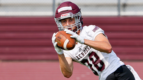 81 Evan Richmond  (3)