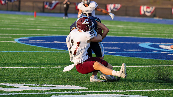 21 Jake Schara (10)
