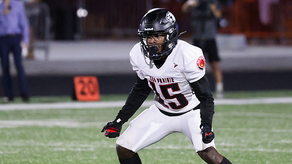 15 AJ Colvin  (4)