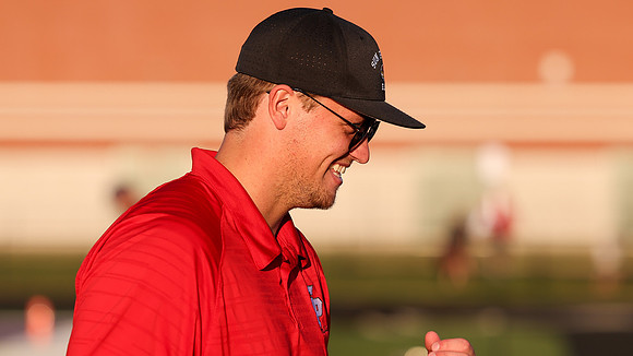 Coach Cormac Sampson (7)