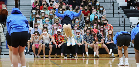 1-21-22 VARSITY Dance at Varsity Basketball Game  (53)