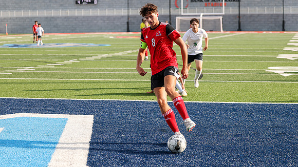 8 Landon Holman (27)