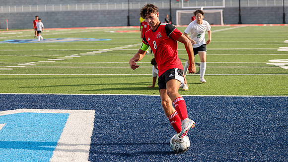 8 Landon Holman (28)