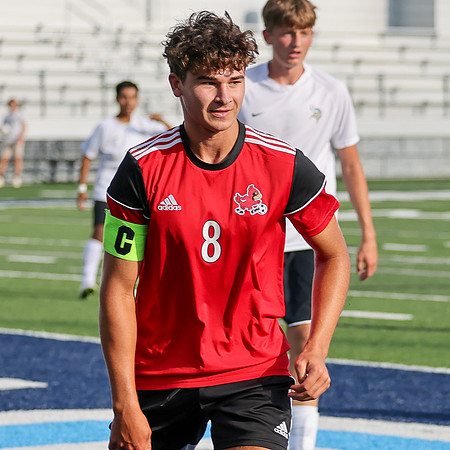 8 Landon Holman (32)