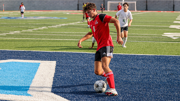 8 Landon Holman (30)