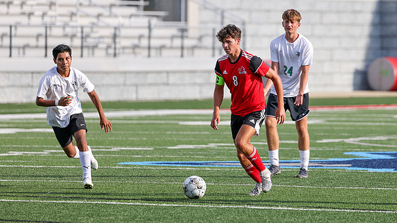 8 Landon Holman (37)