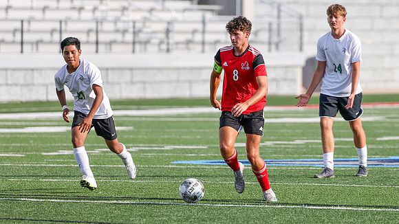 8 Landon Holman (39)