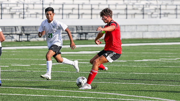 8 Landon Holman (41)