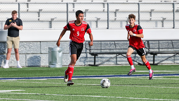 9 Caleb Gilman (12)