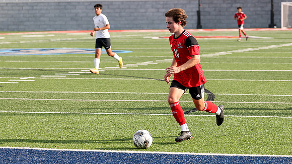 10 Lucas Albright (32)