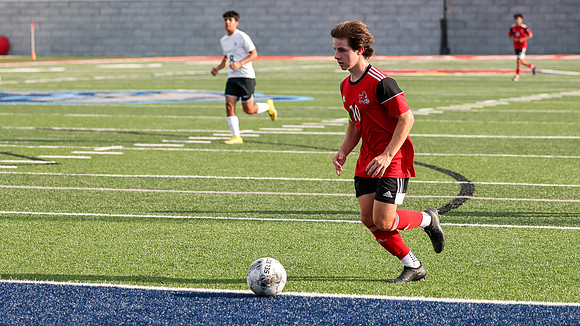 10 Lucas Albright (33)
