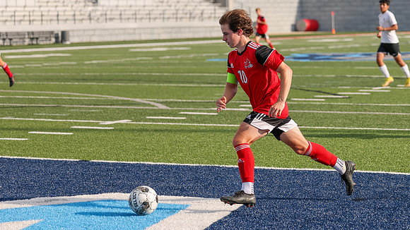 10 Lucas Albright (37)