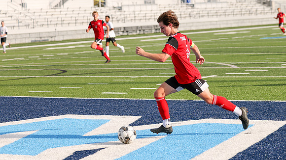 10 Lucas Albright (40)