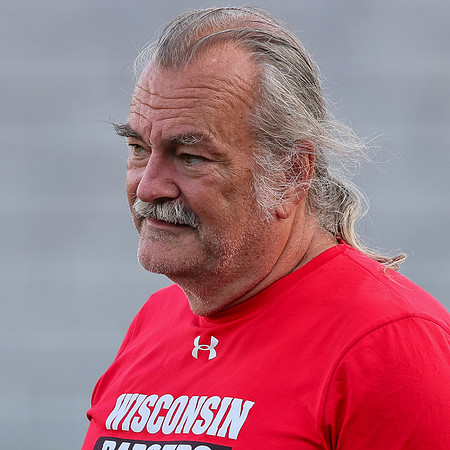 Coach Neil Gilmore (10)
