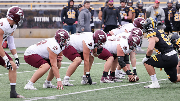 10-12-24 EAGLES vs. UW Oshkosh (24)