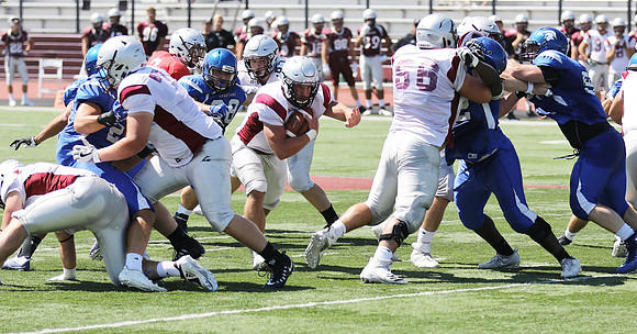 3 UWL 2018 Pre Season Scrmmage vs. U of Dubuque  (65)