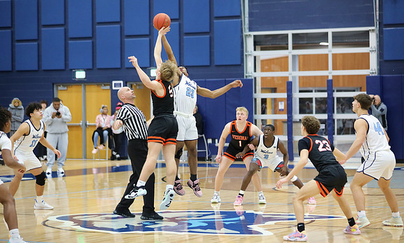 1-31-23 VARSITY vs. Verona  (2)