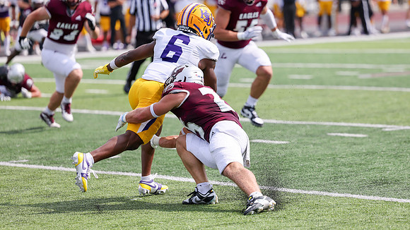 25 Aaron Schmitz (2)