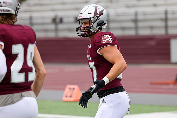 27 Caden Boettcher (9)