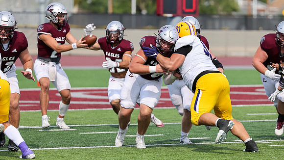 58 Levi Liedke  (25)