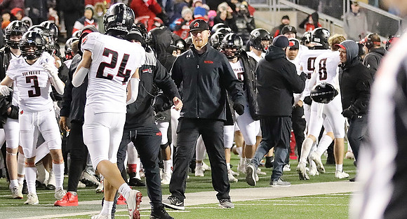 Coach Josh Hass   (4)