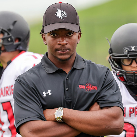 Coach Jacobie Bonds (2)