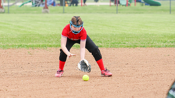 6-10-25 Ariella Softball Game (19)