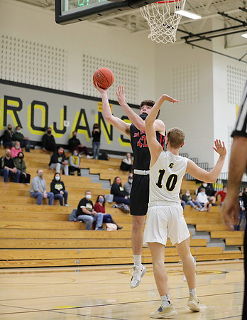 42 Addison Ostrenga vs. East Troy  (31)