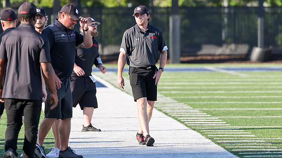 Coach Travis Zuidervaart