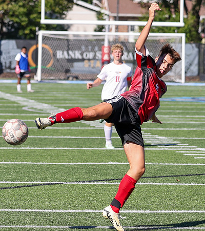 9-28-24 VARSITY (SENIOR NIGHT) vs. Sauk Prairie (65)