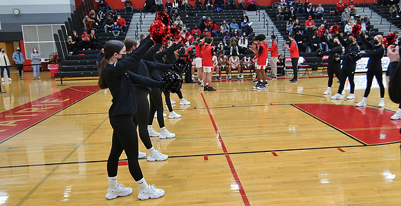 1-21-22 VARSITY Dance at Varsity Basketball Game  (17)