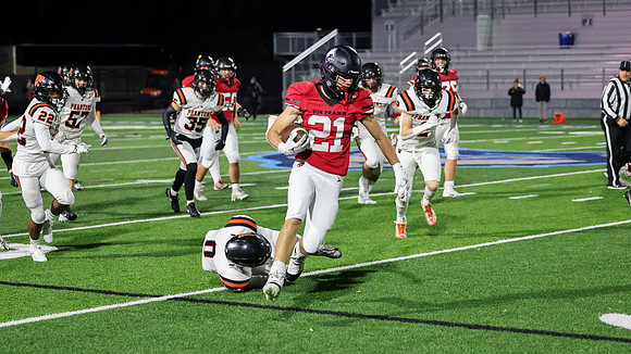 21 Brady Kaufman (8)