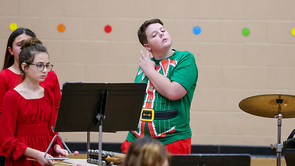 12-17-24 Cullen School Holiday Concert (27)