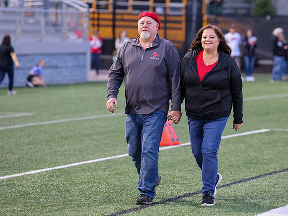9-22-23 VARSITY Parents Night  (6)