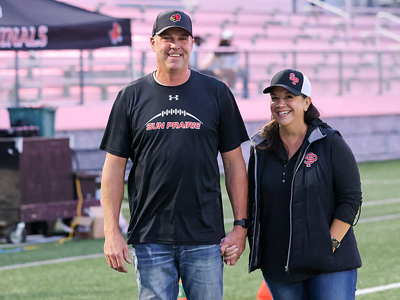 9-22-23 VARSITY Parents Night  (15)