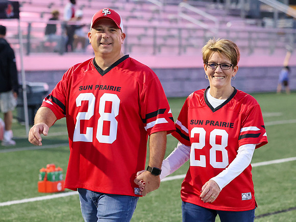 9-22-23 VARSITY Parents Night  (22)