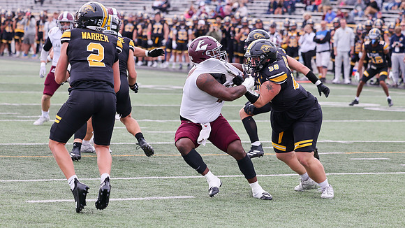 10-12-24 EAGLES vs. UW Oshkosh (53)